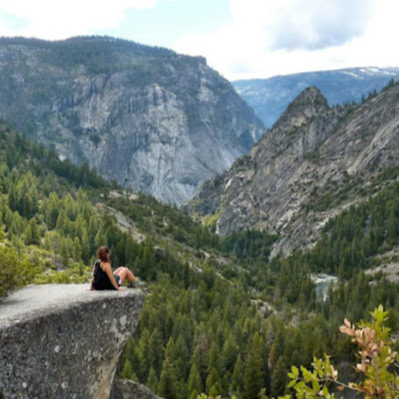 Meet your Posher, Stefanie - Picture 1 of 1